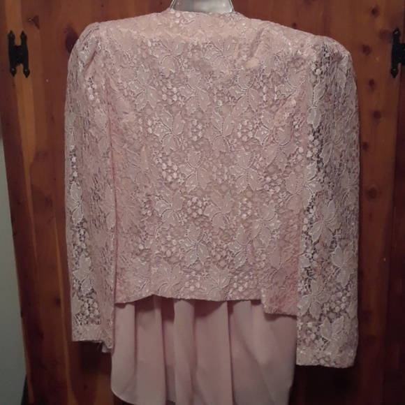 In The Mood 2 Piece Lace Jacket Suit - Picture 6 of 7